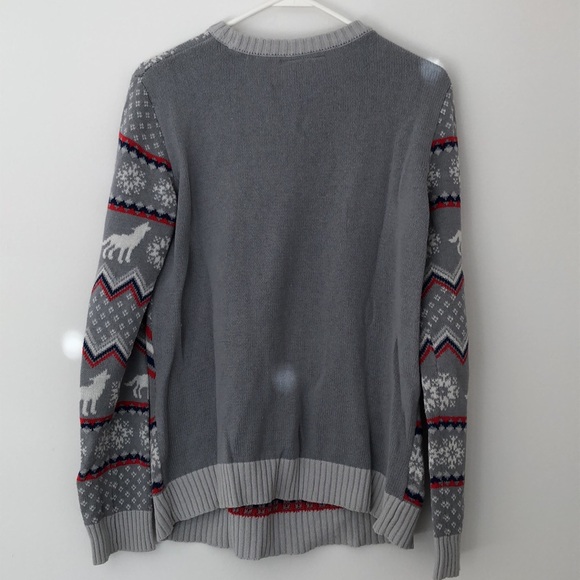 M GOT Winter is Here Wolf Sweater Games of Thrones Alpine Ski Graphic - Picture 2 of 8